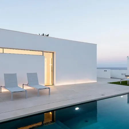 Remote Workers Paradise@the Atlantic קנדלריה